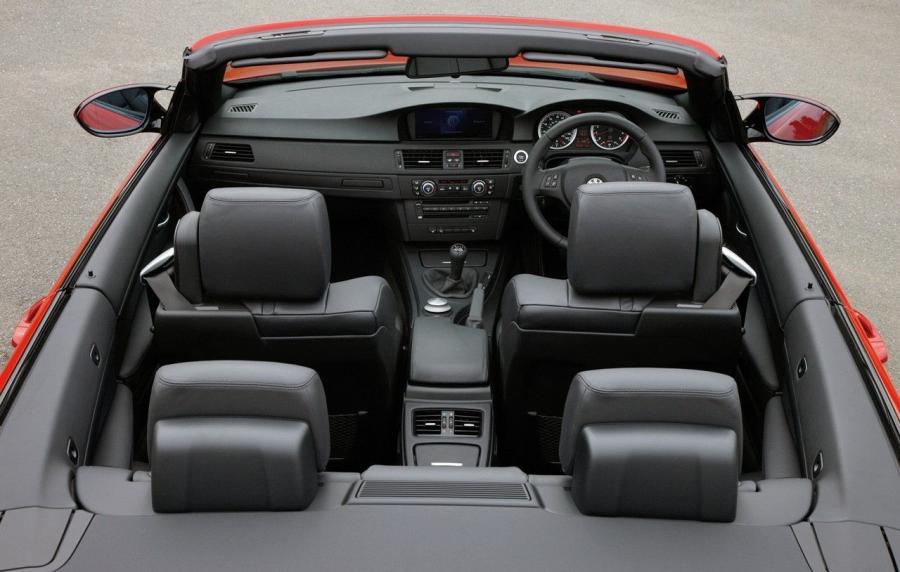  BMW M3 Convertible 2009 года  (фото 31 из 59)